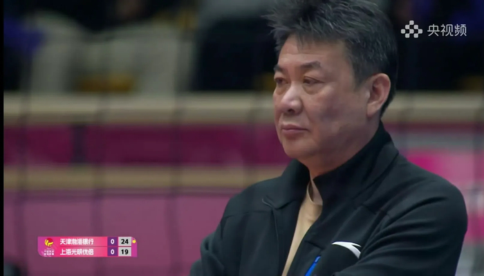 死用仲慧=等死！上海女排输天津原因曝光，蔡斌固执到听不进劝|季后赛|常规赛|替补|球迷|关键_新浪体育_新浪新闻